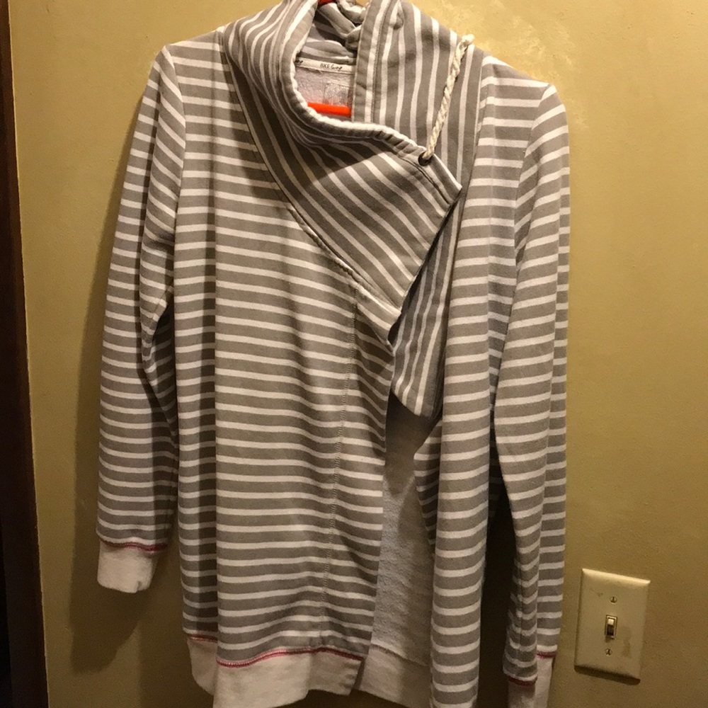 Buckle BKE Sweater